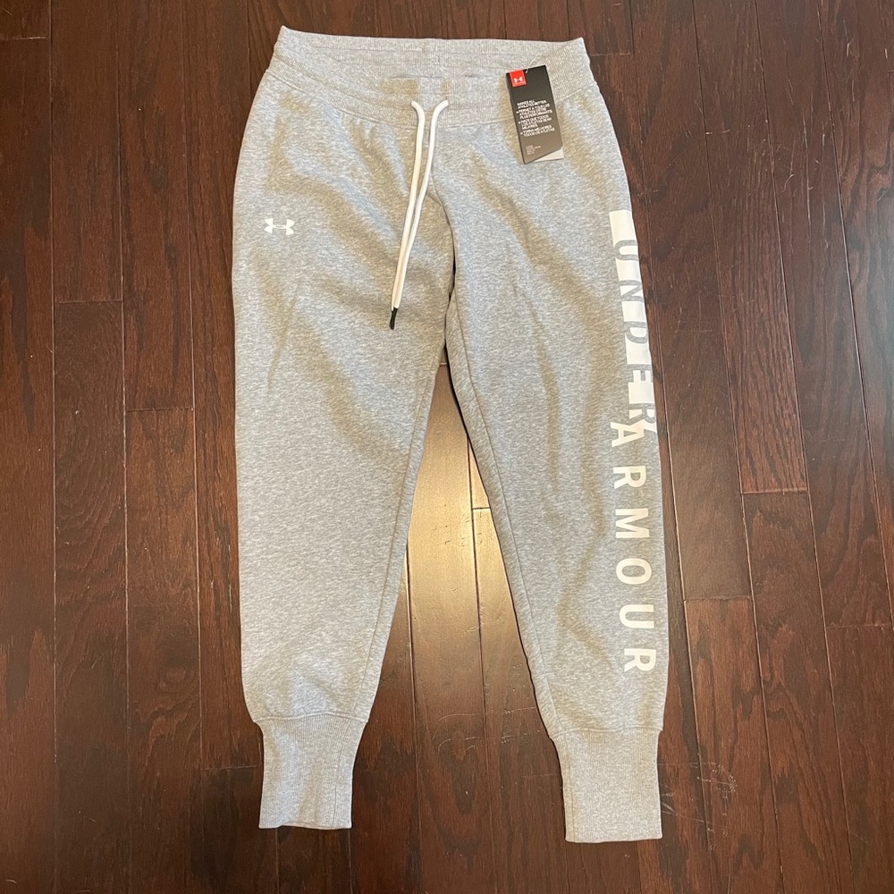 [SOLD] Under Armour Joggers